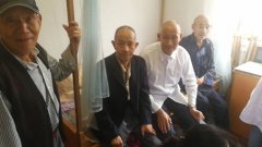 佳節(jié)之際，月圓之時(shí)，圓父母心中的期盼